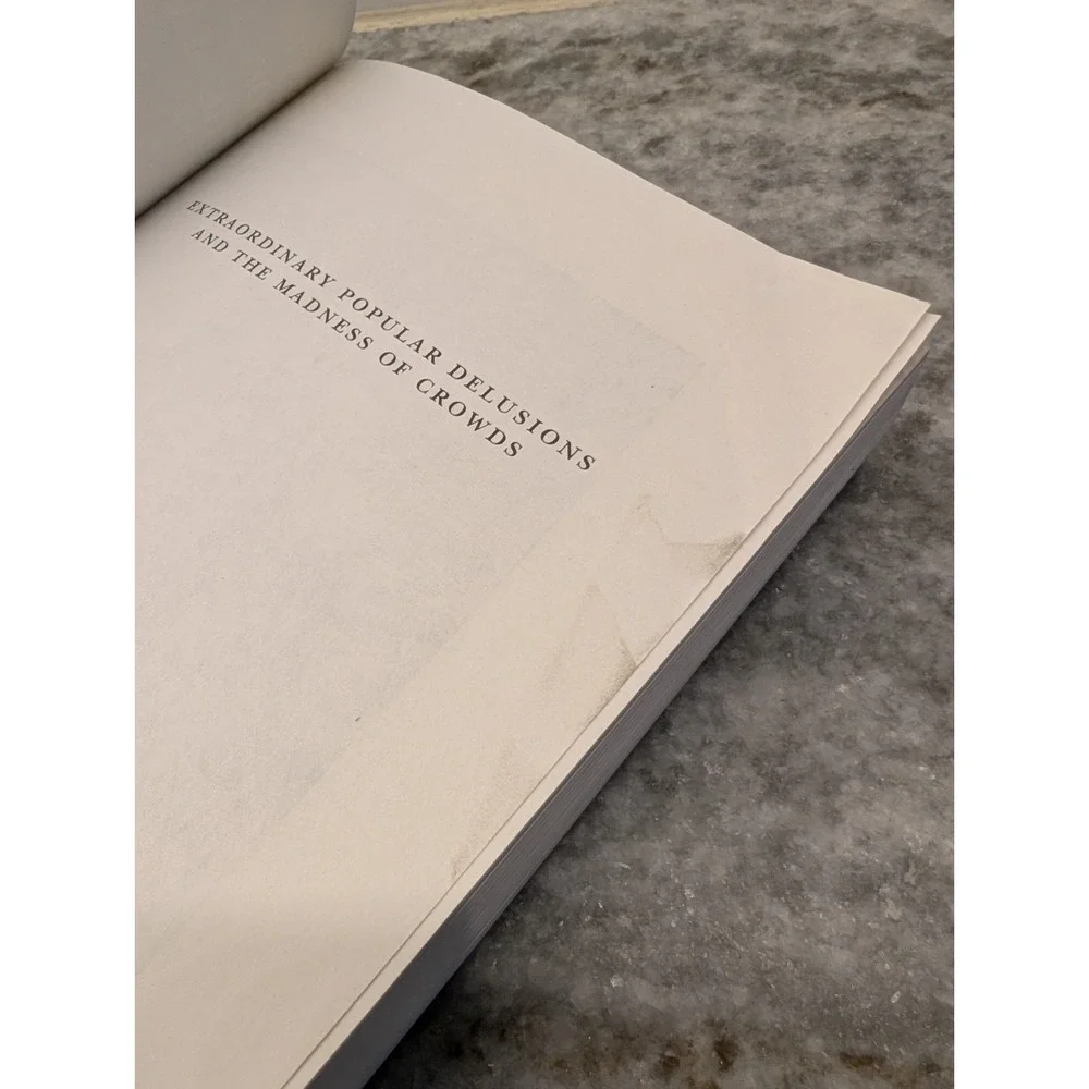 Extraordinary Popular Delusions and the Madness by Charles‎ Mackay
